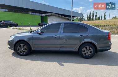 Лифтбек Skoda Octavia 2012 в 