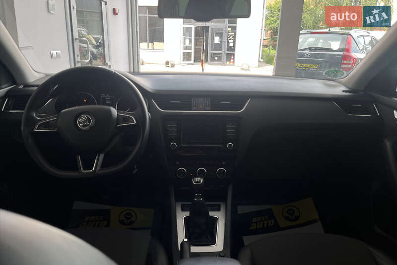 Универсал Skoda Octavia 2015 в Шептицькому