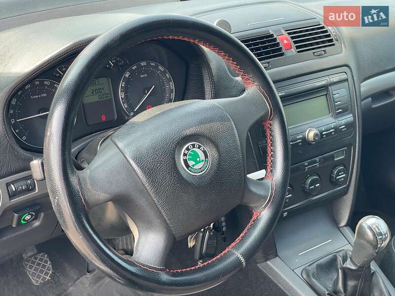 Лифтбек Skoda Octavia 2008 в Киеве