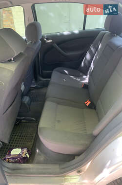 Лифтбек Skoda Octavia 2001 в 