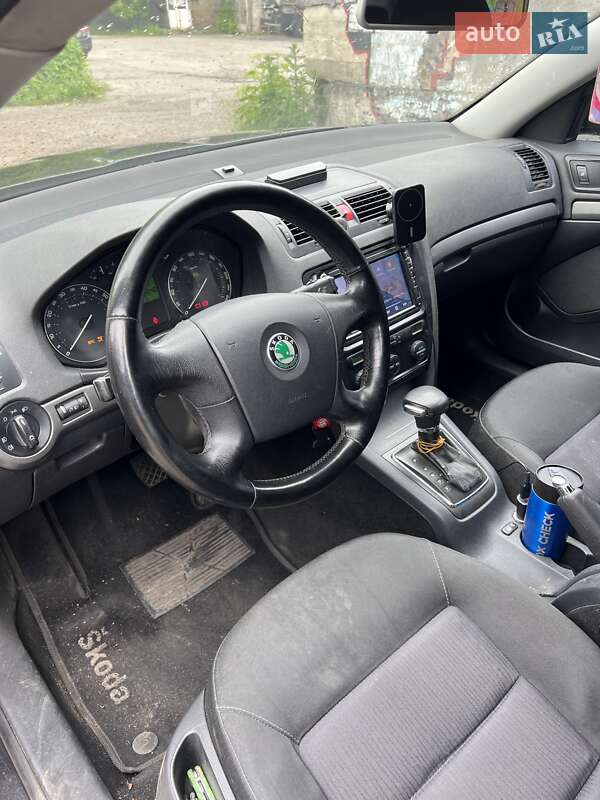Лифтбек Skoda Octavia 2008 в Киеве фото 13 Лифтбек Skoda Octavia 2008 в Киеве