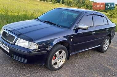 Лифтбек Skoda Octavia 2003 в Жовкве