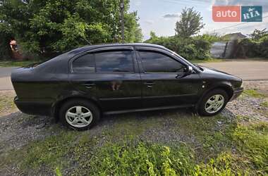 Лифтбек Skoda Octavia 2004 в 