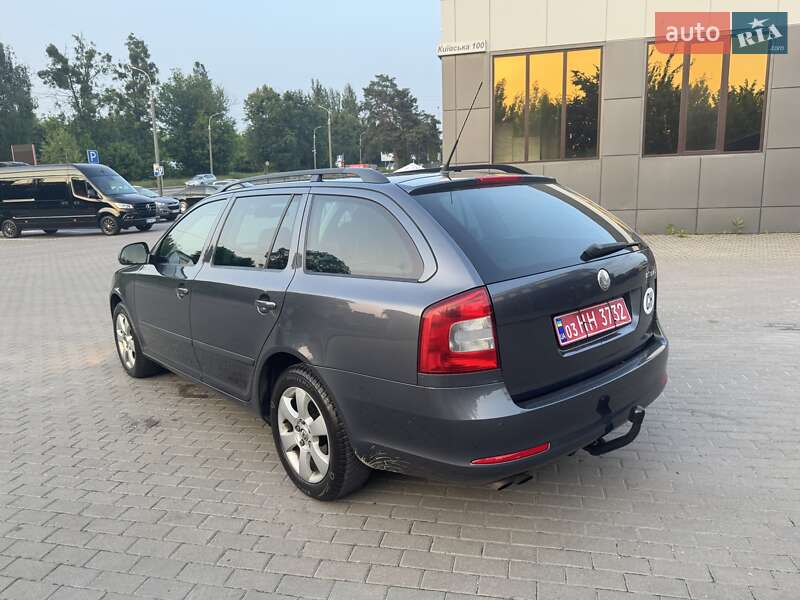 Универсал Skoda Octavia 2010 в Ровно
