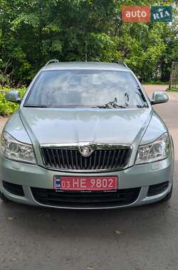 Універсал Skoda Octavia 2009 в Рівному