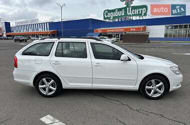 Універсал Skoda Octavia 2011 в 