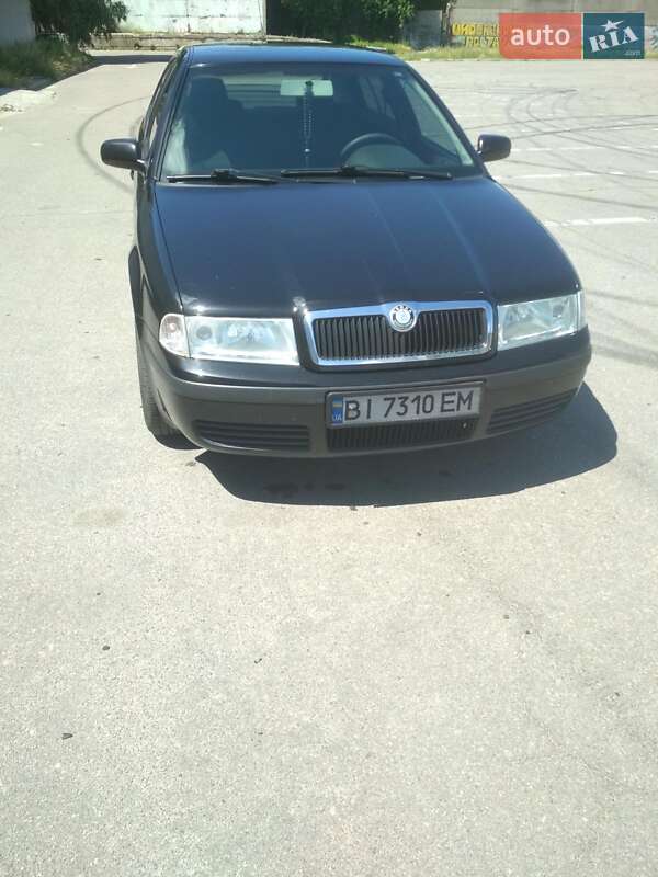 Лифтбек Skoda Octavia 2004 в Полтаве