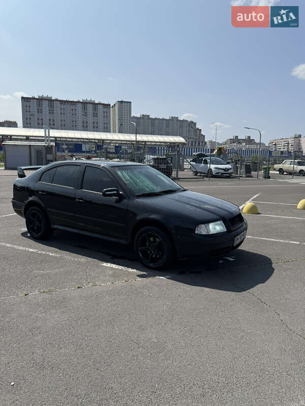 Лифтбек Skoda Octavia 2006 в Киеве