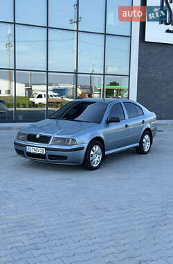 Лифтбек Skoda Octavia 2003 в Хусте