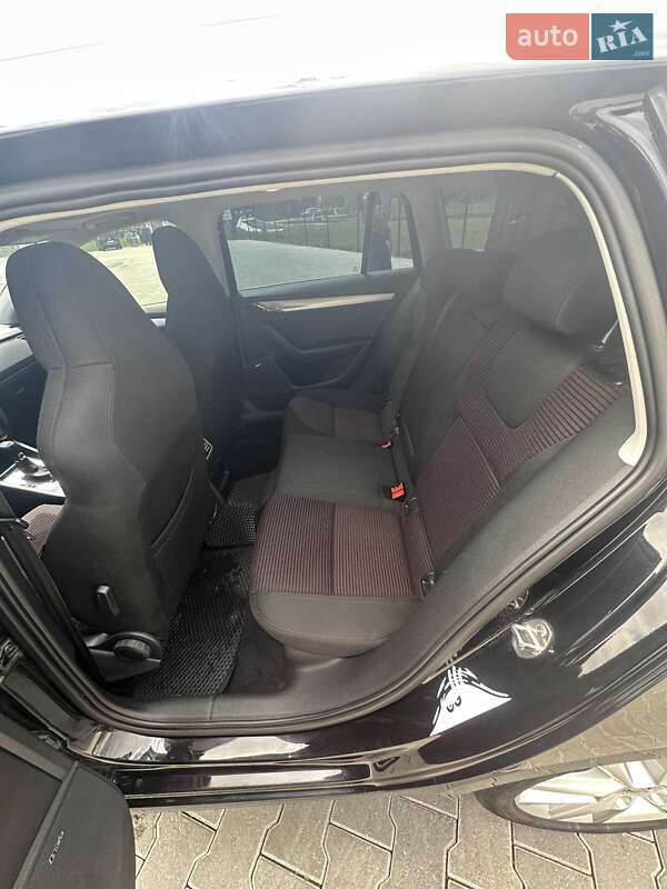 Универсал Skoda Octavia 2015 в Звягеле