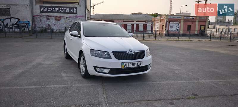 Лифтбек Skoda Octavia 2013 в Харькове