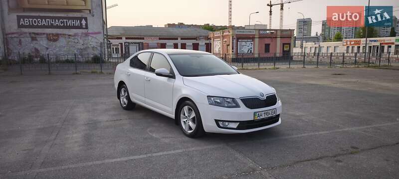 Лифтбек Skoda Octavia 2013 в Харькове
