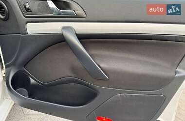 Универсал Skoda Octavia 2011 в 