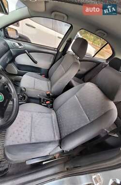 Ліфтбек Skoda Octavia 2005 в 
