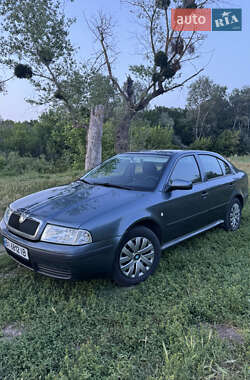 Лифтбек Skoda Octavia 2004 в Полтаве
