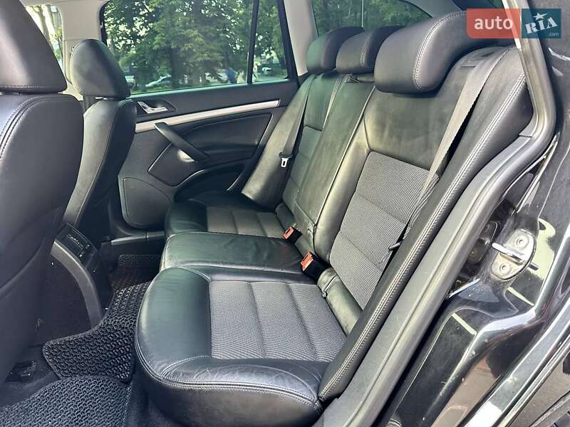 Универсал Skoda Octavia 2010 в Виннице
