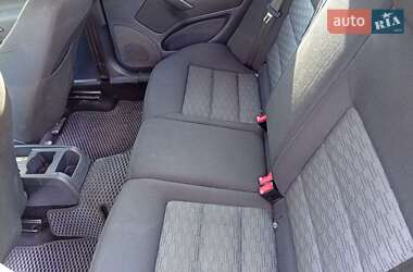 Лифтбек Skoda Octavia 2012 в 
