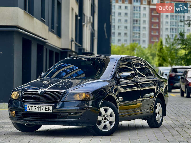 Лифтбек Skoda Octavia 2005 в 