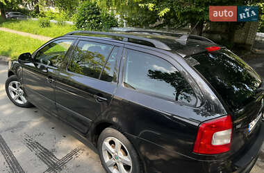 Универсал Skoda Octavia 2011 в 