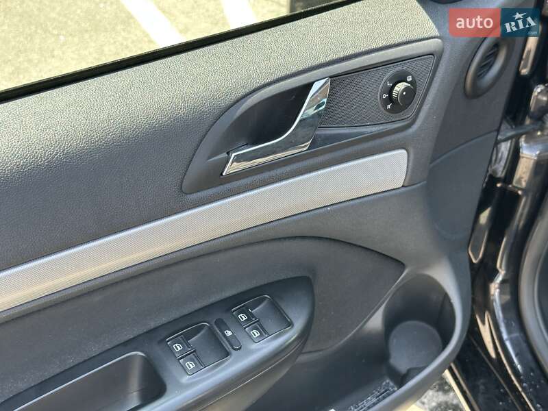 Універсал Skoda Octavia 2010 в Києві