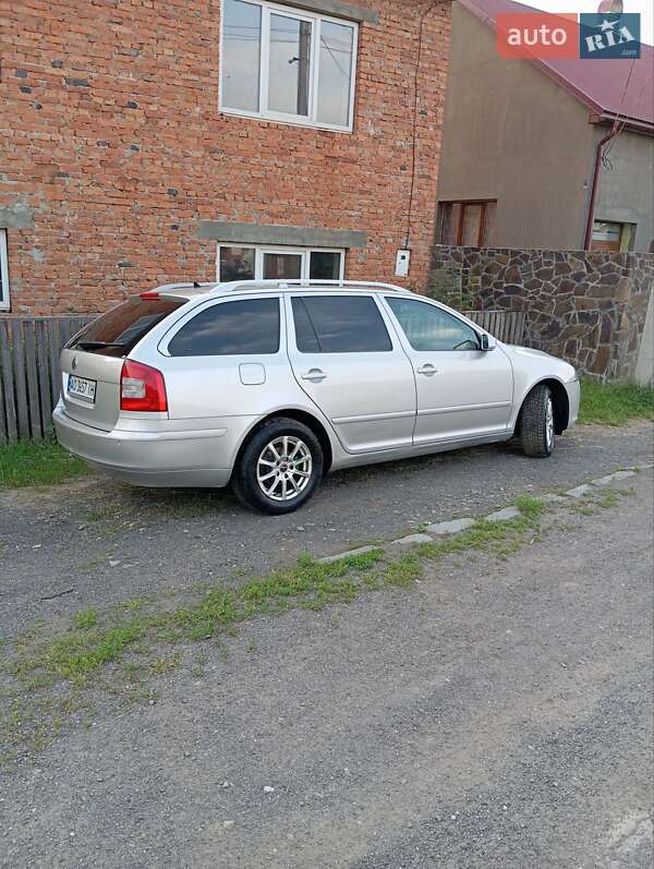 Универсал Skoda Octavia 2007 в Хусте