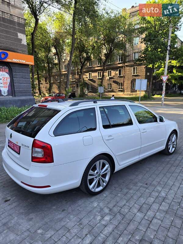 Універсал Skoda Octavia 2012 в Кам'янському