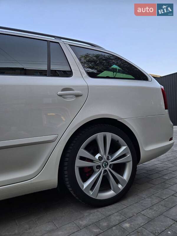 Універсал Skoda Octavia 2012 в Кам'янському