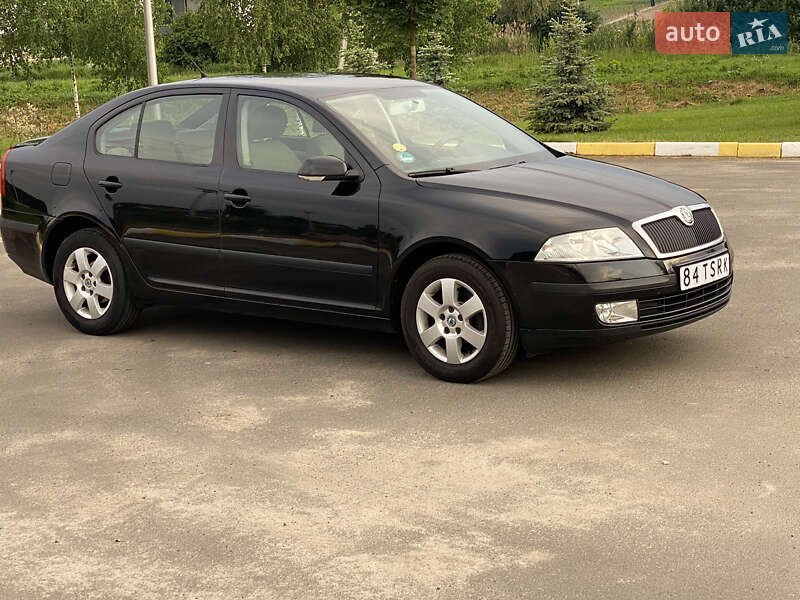 Ліфтбек Skoda Octavia 2007 в Ірпені