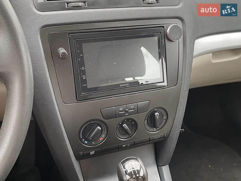 Ліфтбек Skoda Octavia 2007 в Ірпені