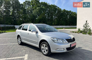 Універсал Skoda Octavia 2012 в 