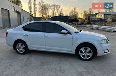 Лифтбек Skoda Octavia 2014 в 