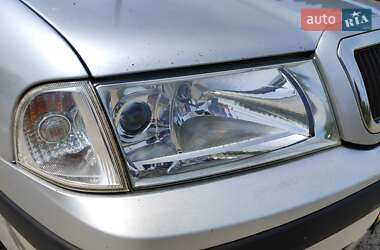 Лифтбек Skoda Octavia 2008 в 