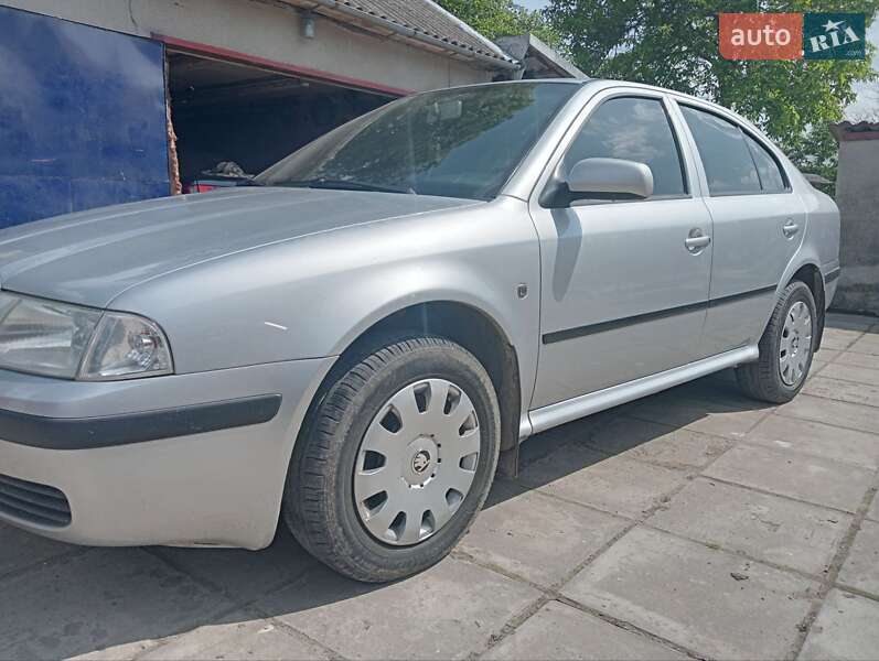 Лифтбек Skoda Octavia 2008 в Буске