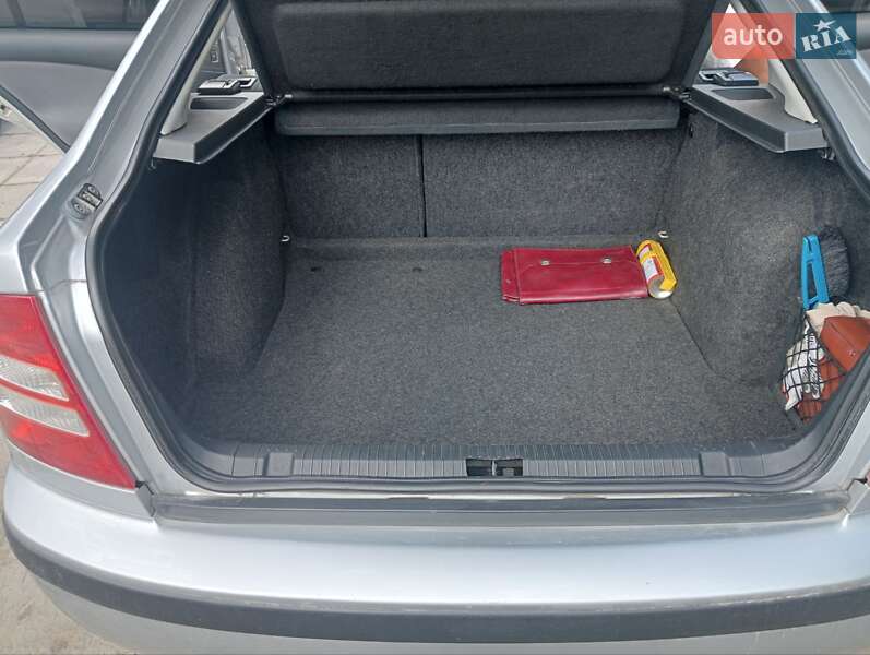 Лифтбек Skoda Octavia 2008 в Буске