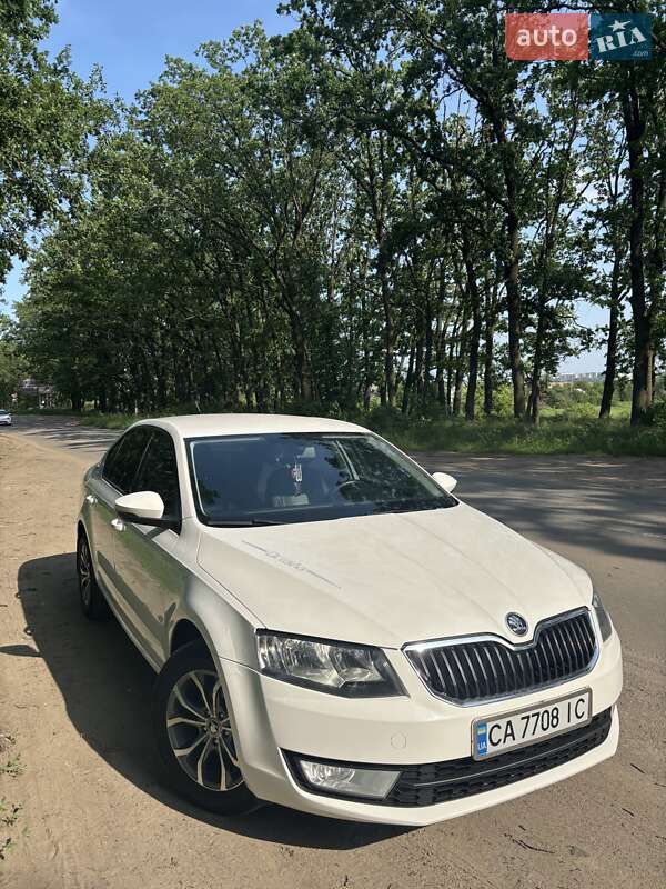 Лифтбек Skoda Octavia 2016 в Умани