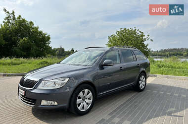 Универсал Skoda Octavia 2012 в Ровно