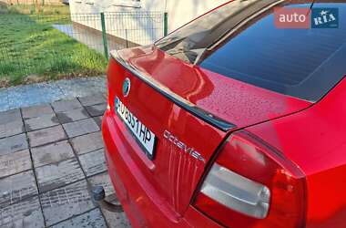 Лифтбек Skoda Octavia 2011 в 