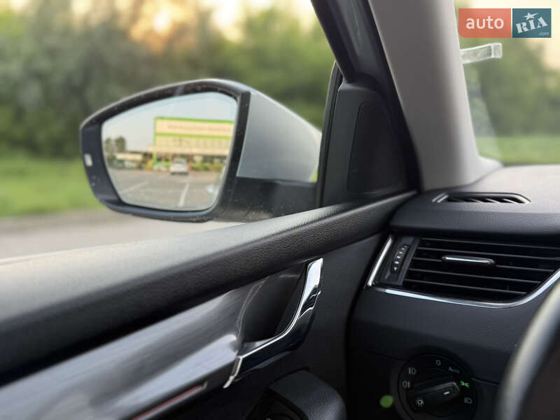 Универсал Skoda Octavia 2017 в Черновцах