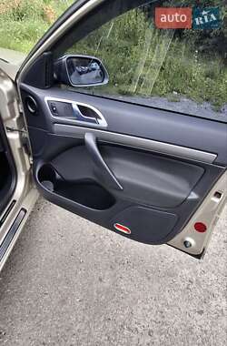 Лифтбек Skoda Octavia 2005 в 