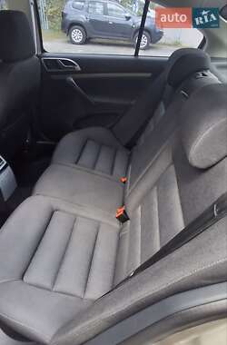 Лифтбек Skoda Octavia 2005 в 