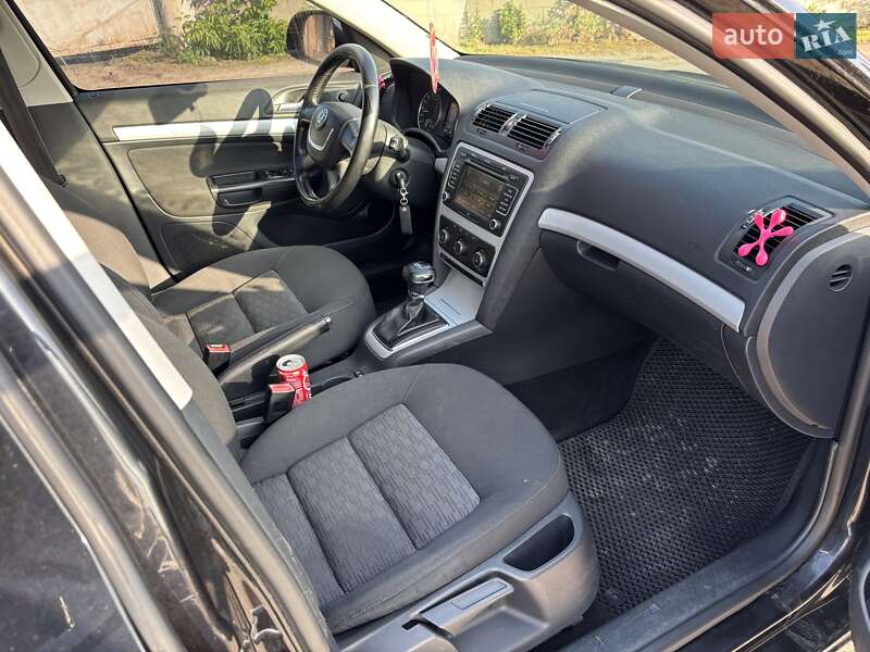 Универсал Skoda Octavia 2010 в Ахтырке