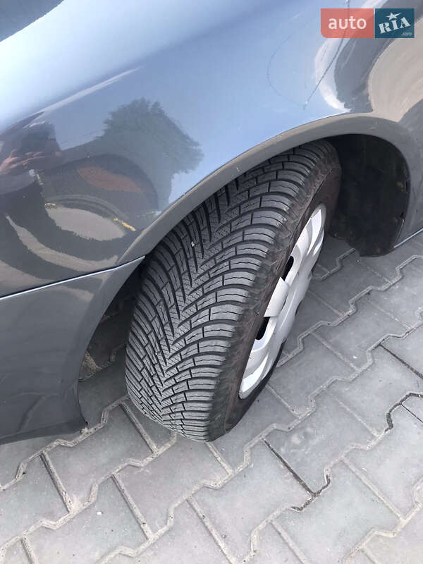 Лифтбек Skoda Octavia 2006 в Луцке
