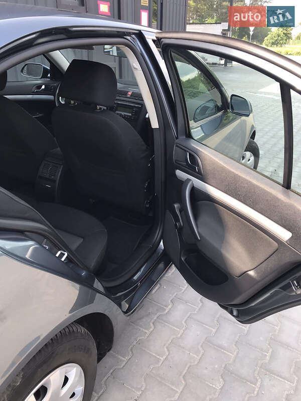Лифтбек Skoda Octavia 2006 в Луцке