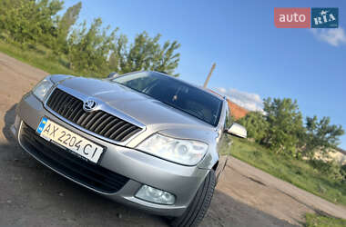Універсал Skoda Octavia 2010 в Харкові