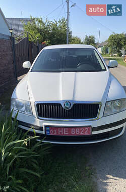 Лифтбек Skoda Octavia 2011 в 
