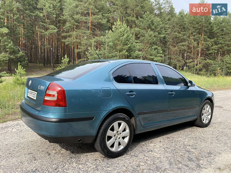 Ліфтбек Skoda Octavia 2005 в Охтирці