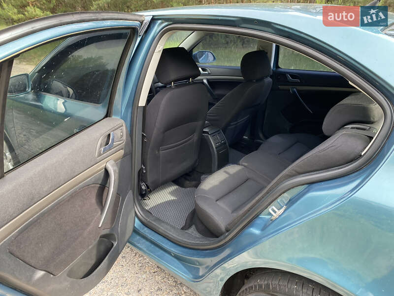 Ліфтбек Skoda Octavia 2005 в Охтирці