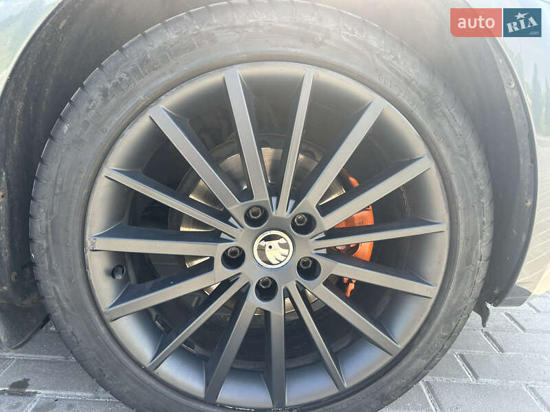 Универсал Skoda Octavia 2016 в Золочеве