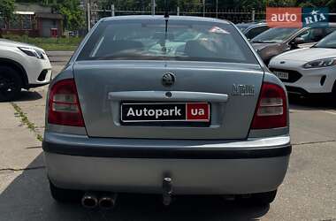 Лифтбек Skoda Octavia 2001 в 
