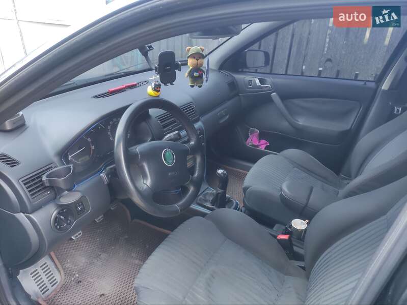 Ліфтбек Skoda Octavia 2003 в Житомирі